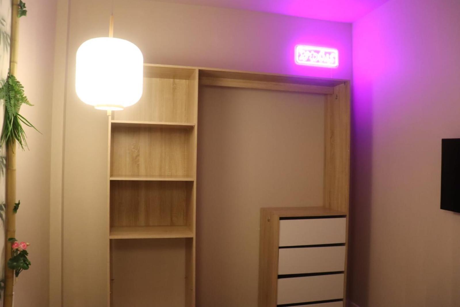 Loveroom Japon Avec Balneotherapie Toulon Buitenkant foto
