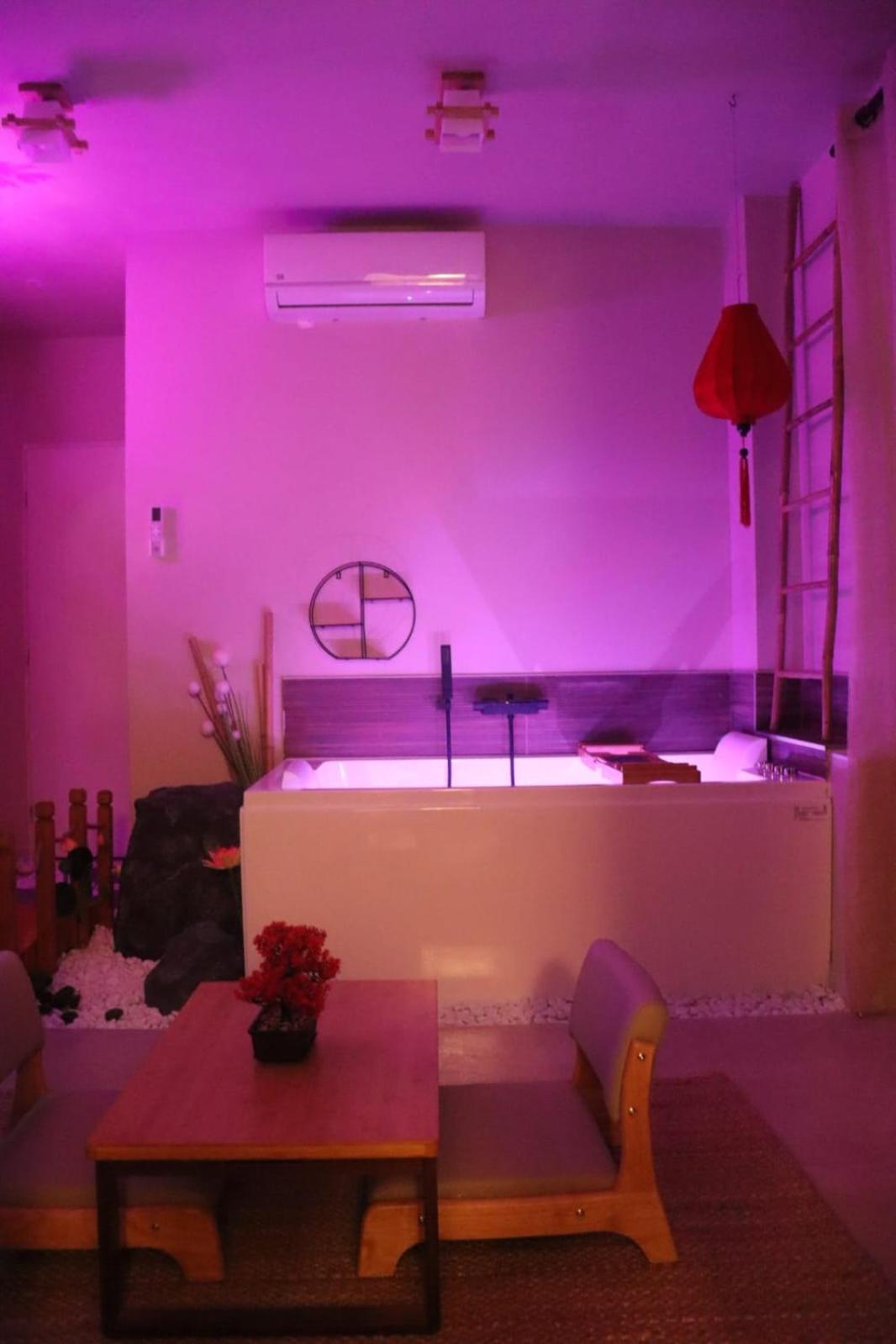 Loveroom Japon Avec Balneotherapie Toulon Buitenkant foto
