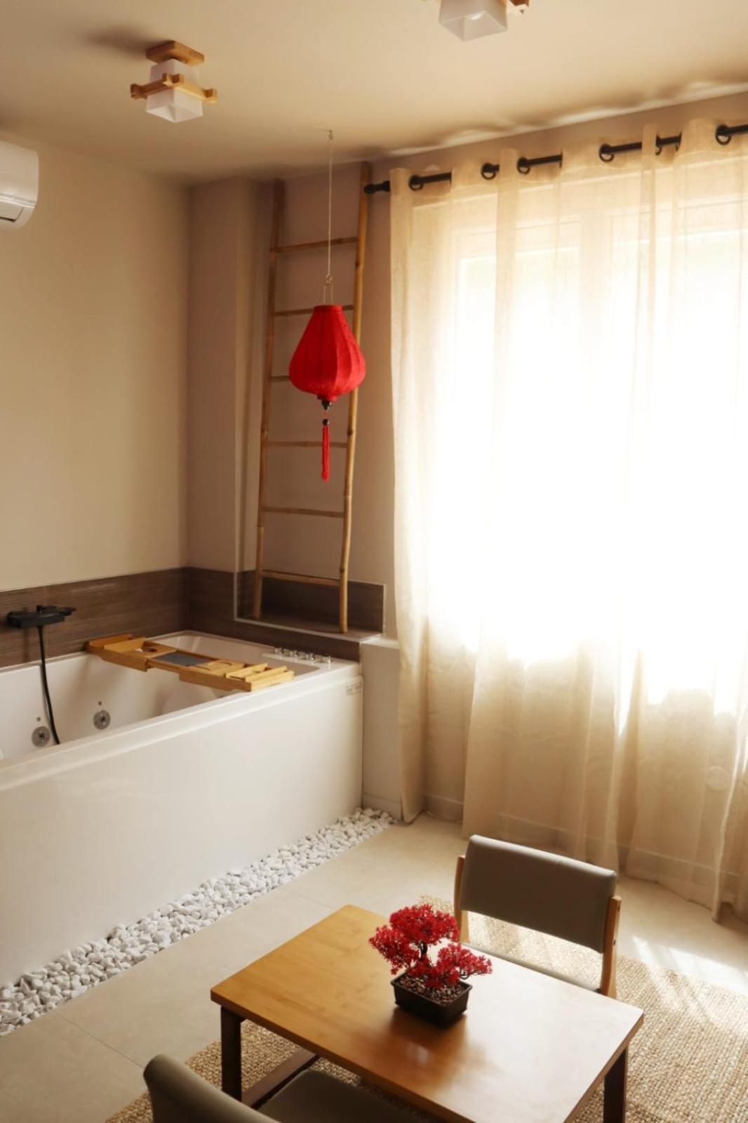 Loveroom Japon Avec Balneotherapie Toulon Buitenkant foto